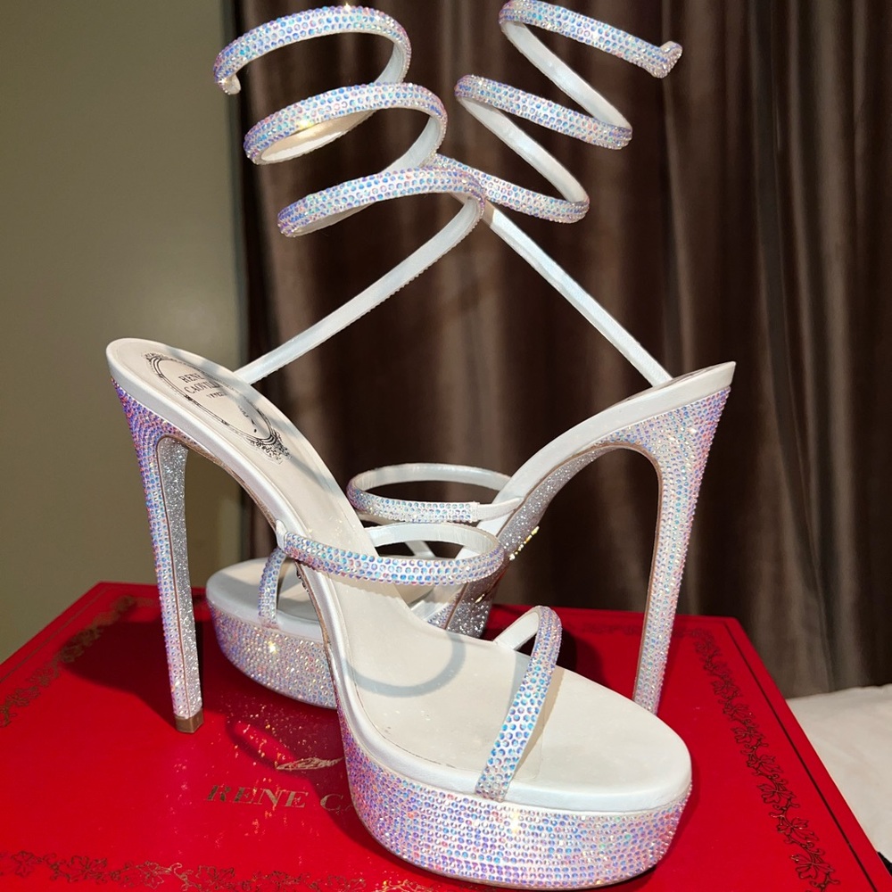 Rene Caovilla Cleo Ivory Satin Size 39